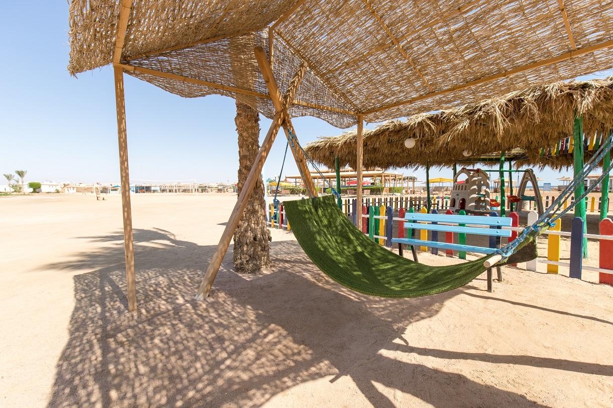 Long Beach Resort (ex. Hilton)31