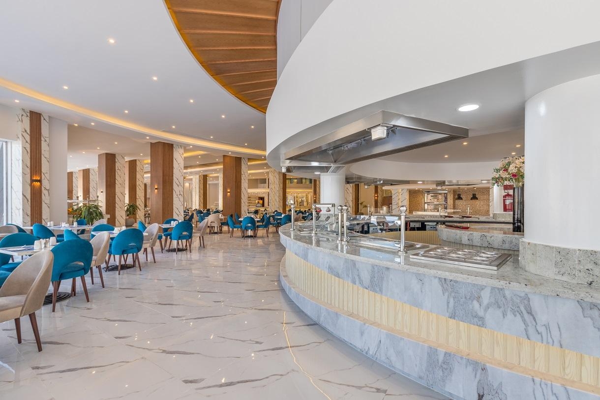 Long Beach Resort (ex. Hilton)10