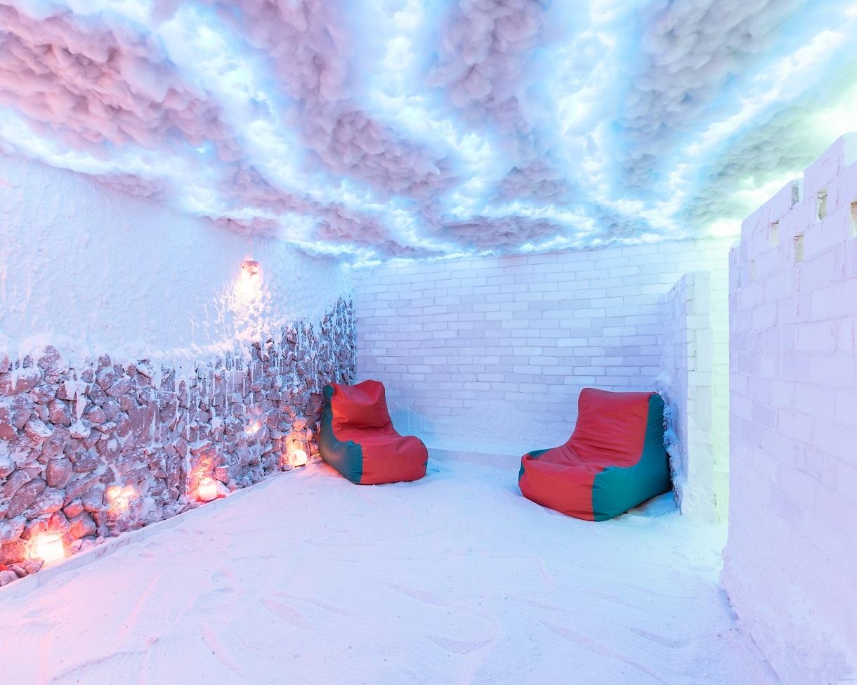 Long Beach Resort (ex. Hilton)30