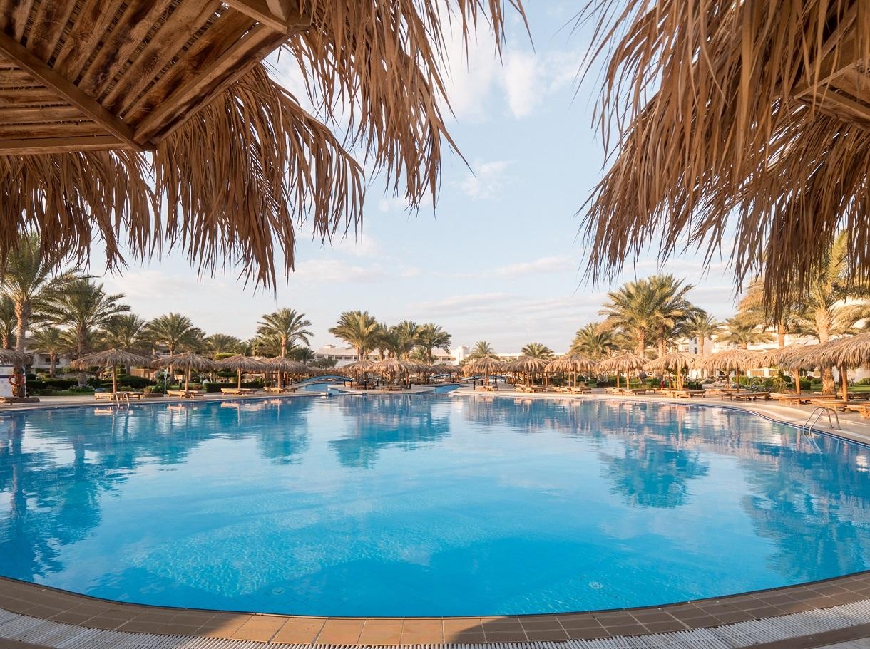 Long Beach Resort (ex. Hilton)17