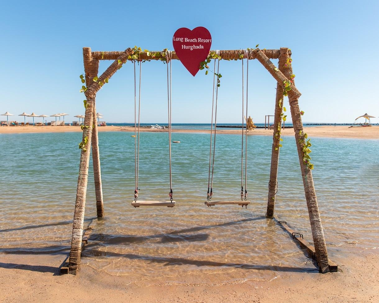 Long Beach Resort (ex. Hilton)32